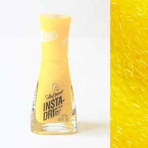 ⭐️5 For 25⭐️ Sally Hansen X Sesame Street Insta-Dri Up Nail Polish 128 Think BIG